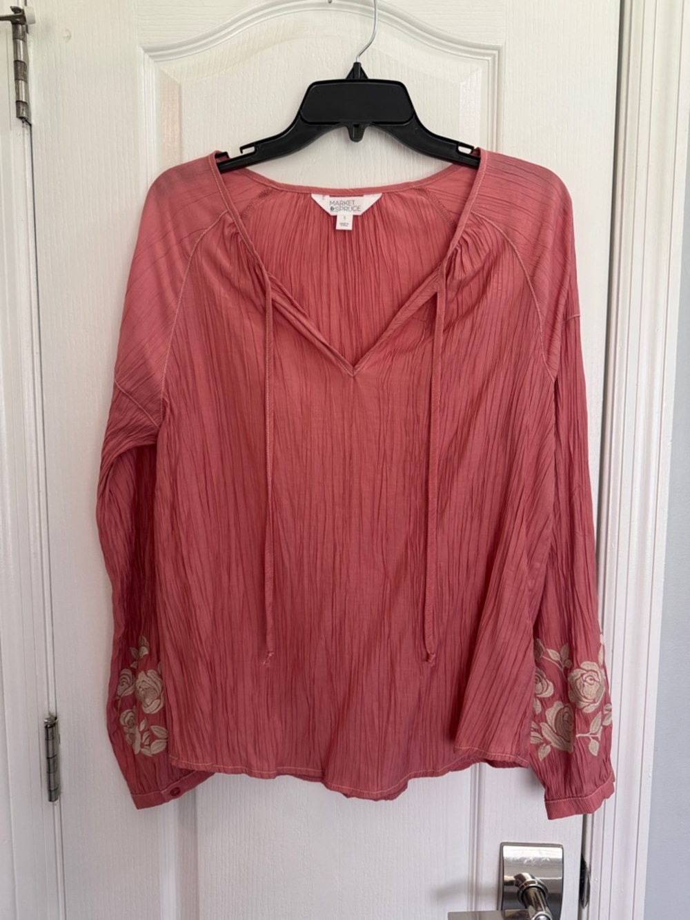 Market & Spruce Lightweight Embroidered Blouse
